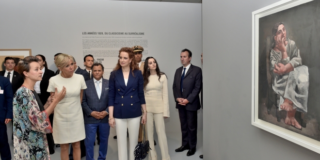 Brigitte Macron et LL.AA.RR. Lalla Salma et Lalla Oum Kaltoum visitent l’exposition "Face à Picasso"