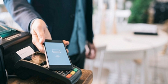 Nouvel âge de la monétique : la concurrence s’installe, les paiements électroniques se recomposent