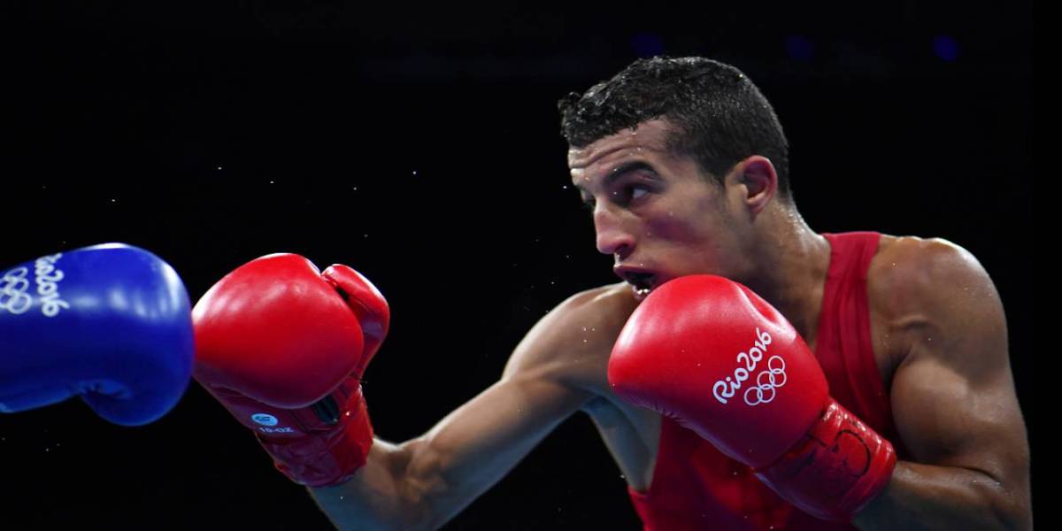 Oran 2022: le boxeur marocain Mohamed Hamout décroche l’or