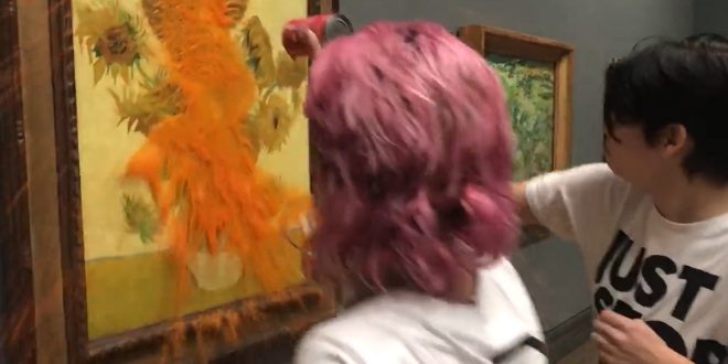 Tableau De Van Gogh Au Louvre Des militantes écologiques dégradent un Van Gogh à 84 millions d’euros