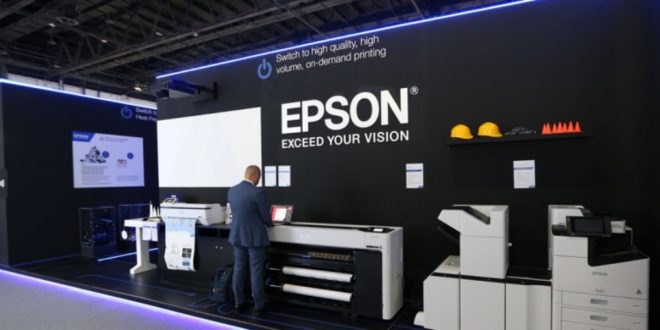 Epson: comment l’industrie de la mode peut réduire le gaspillage d’eau