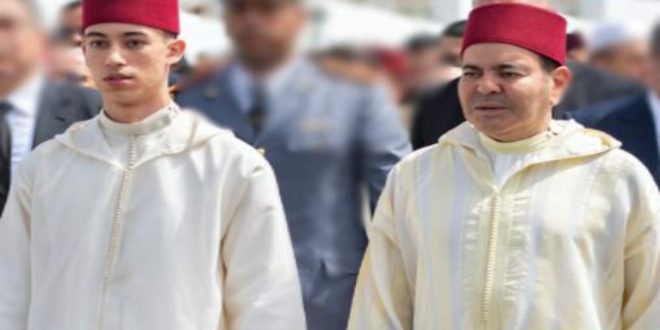 Circoncision de Moulay Ahmed et Moulay Abdeslam: Moulay Rachid visite le mausolée Moulay Idriss