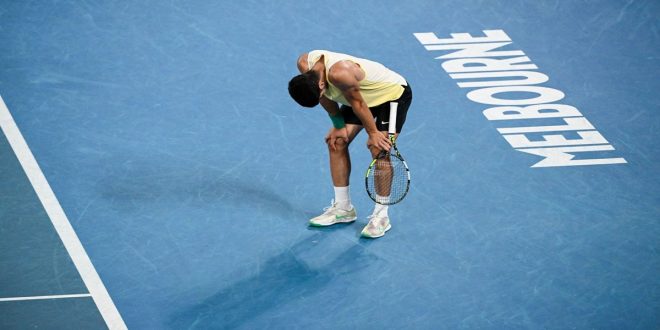 Blessé, Carlos Alcaraz quitte prématurément le tournoi de Barcelone
