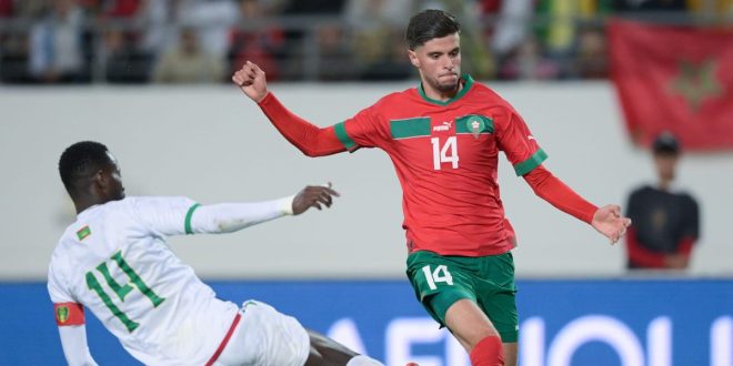 Oussama El Azzouzi rejoint Auxerre