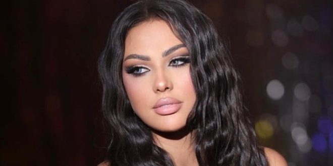 Ibtissam Tiskat surprend ses fans en annonçant son mariage (PHOTO)