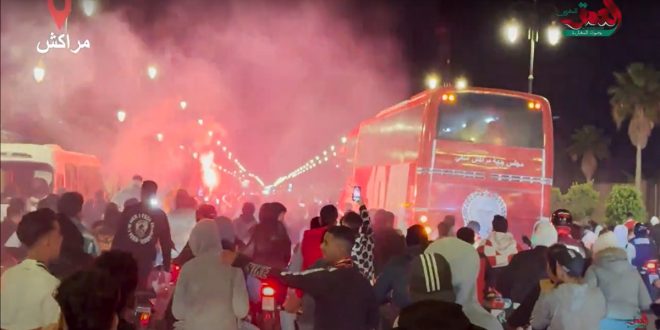 Les joueurs du KACM accueillis en héros à Marrakech (VIDEO)