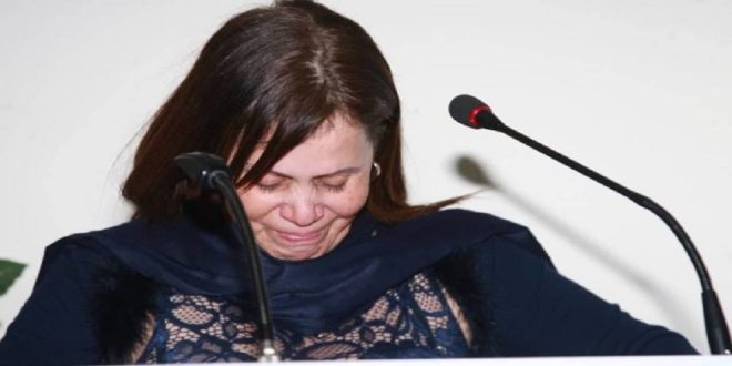 Kaima Belouchi, célèbre journaliste sportive marocaine, en deuil