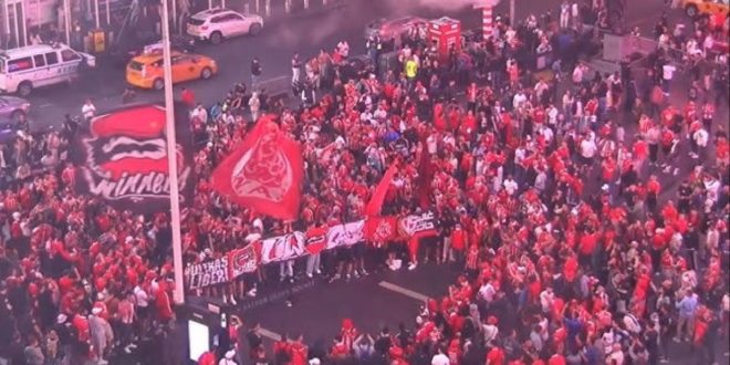 Les supporters du Wydad font le show au Times Square (VIDEO)