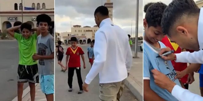 Rabat : quand Achraf Hakimi s’arrête pour jouer avec des enfants dans la rue (VIDEO)