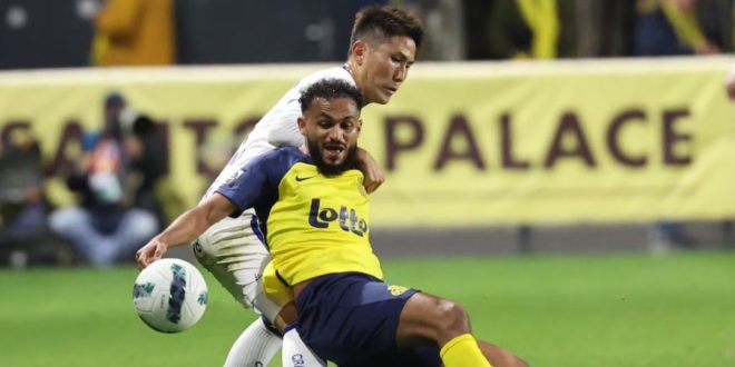 Avant la CAN, Sofiane Boufal peine à retrouver du temps de jeu
