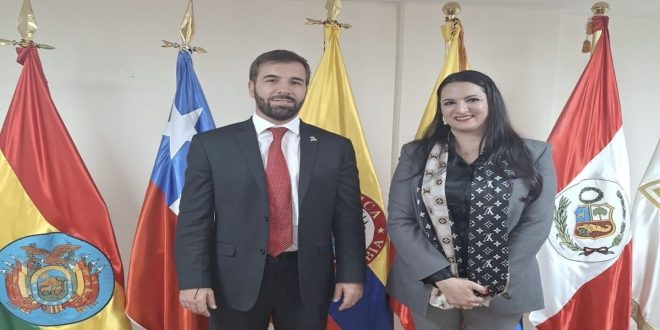 Le Parlement andin décerne une médaille à une députée marocaine