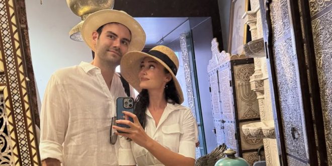 L’actrice turque Esra Bilgiç en vacances à Marrakech (PHOTOS)