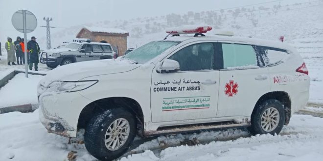 Béni Mellal : piégées par la neige, plus de dix personnes secourues par les autorités