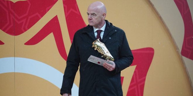 Finale sous tension: le président de la FIFA dénonce des scènes « inacceptables »
