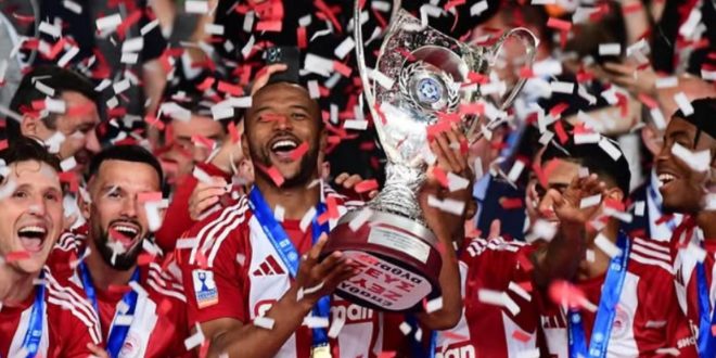 Officiel : Ayoub El Kaabi prolonge son aventure avec l’Olympiakos FC jusqu’en 2028