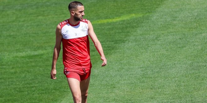 Wydad : y a-t-il de l’eau dans le gaz entre Hakim Ziyech et Patrice Carteron ?