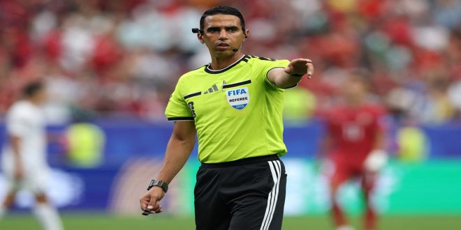 Mondial 2026 : Le Maroc à l'honneur avec un trio d'arbitres pour Allemagne-Paraguay
