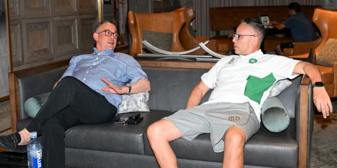 Fouzi Lekjaa rend visite aux Lions de l’Atlas avant le choc face au Brésil (PHOTOS)