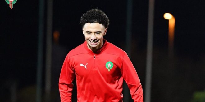 Chemsdin Talbi critiqué après avoir porté le maillot du Sénégal