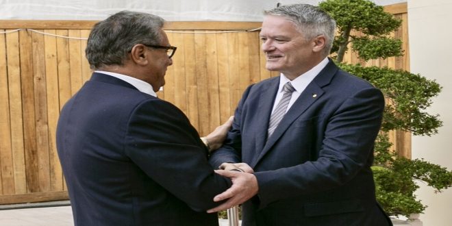 Akhannouch s’entretient à Paris avec le Secrétaire général de l’OCDE