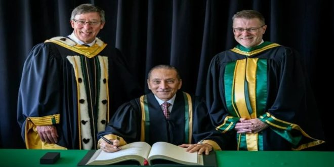 Moulay Hafid Elalamy honoré par l’université de Sherbrooke