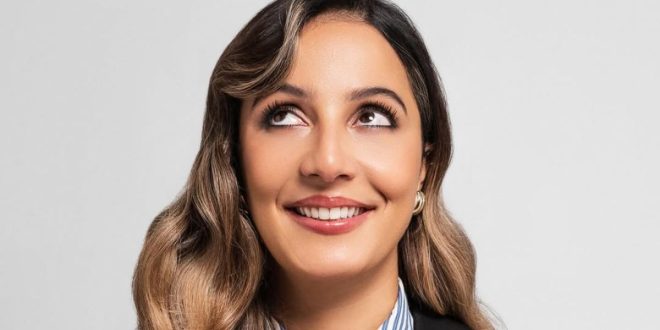 Manifestations en France: le spectacle de Loubna Jaouhari annulé à Paris