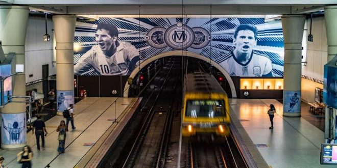«Merci, ce fut un merveilleux voyage» : Buenos Aires rend hommage à Messi jusque dans le métro